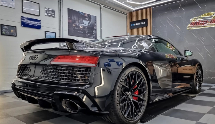 Audi R8 cena 799500 przebieg: 45600, rok produkcji 2020 z Golina małe 121